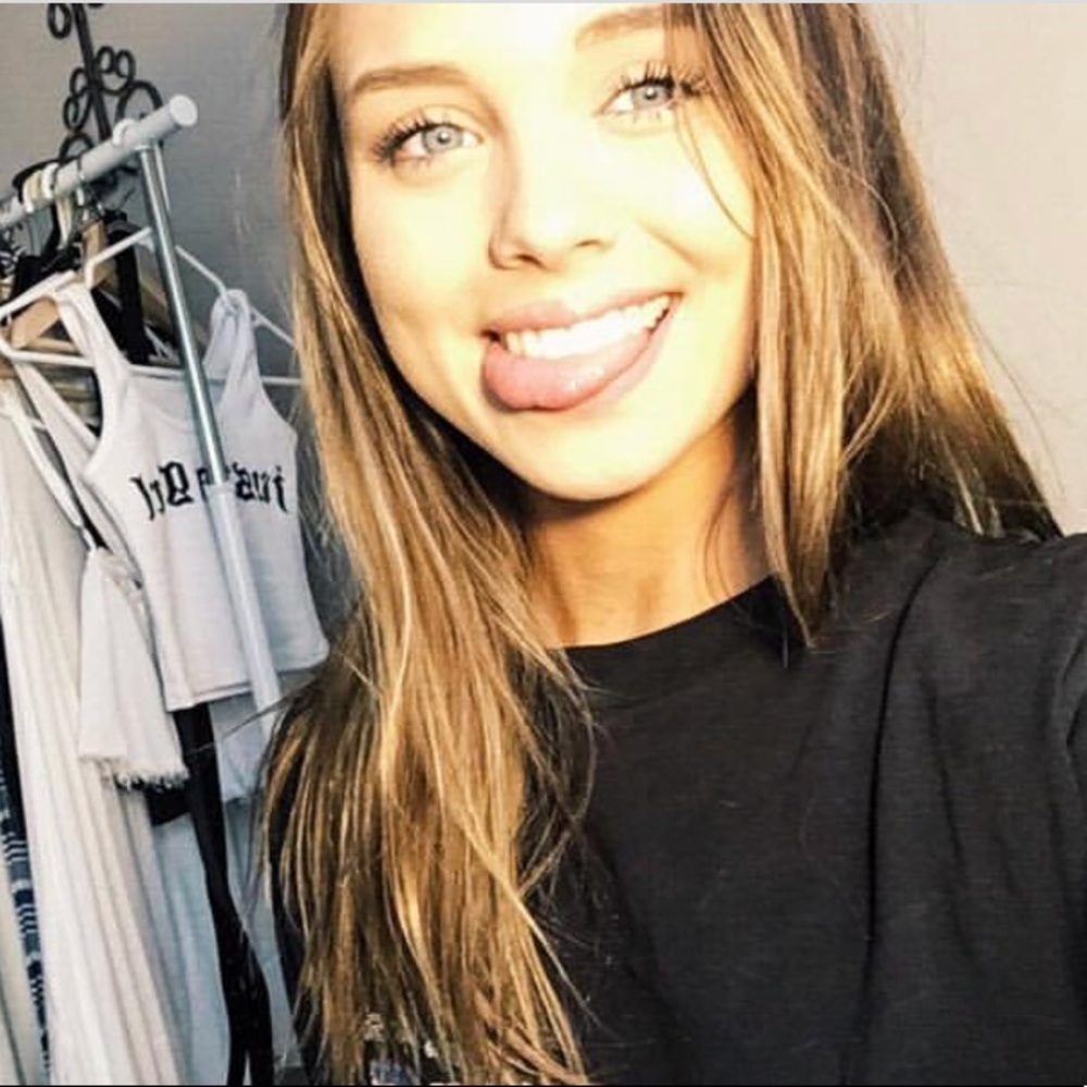 Meet your Posher, Abbie